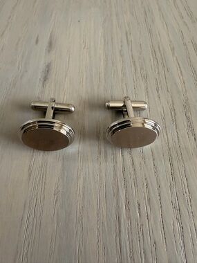 Simmons/SHR Oval Cuff Links Set in Stainless Steel Silver (P67)